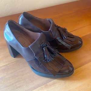 Shoes brown